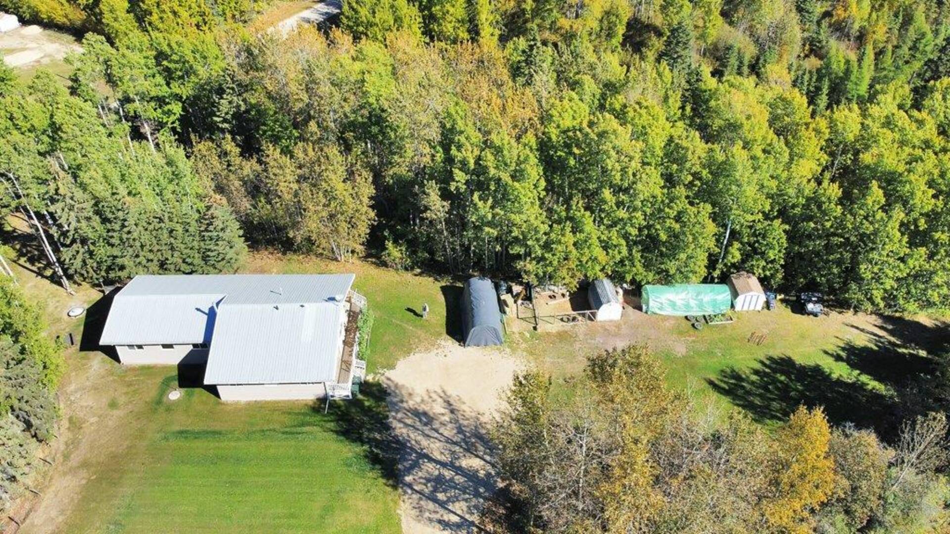 9, 13049 Township Road 432 Rural Ponoka