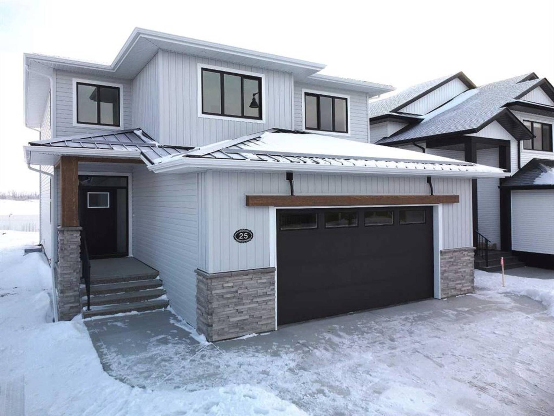 25 Larratt Close Red Deer