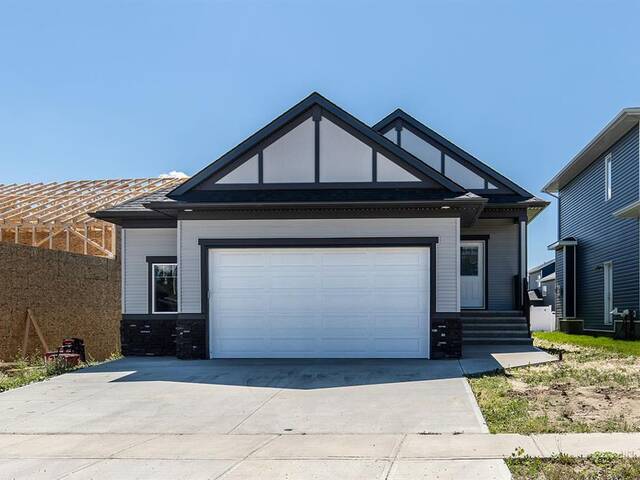 623 Vista Drive SE Medicine Hat