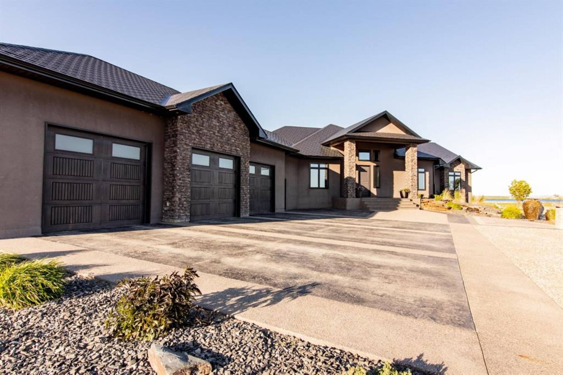 14 Countrylane Blvd Rural Taber