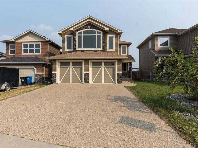 105 Chestnut Way Fort McMurray