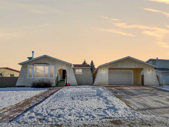 273 Ermine Crescent Fort McMurray