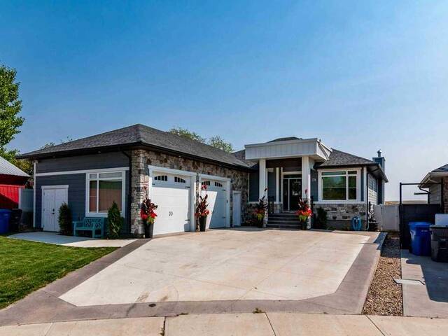 79 Copper Canyon Bay SW Medicine Hat