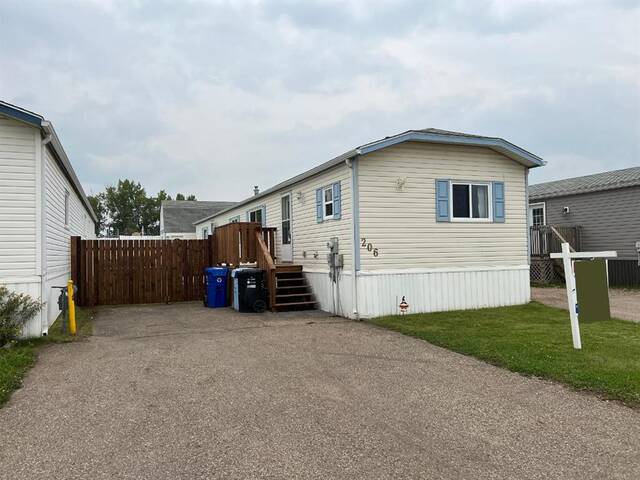 206 Grant Way Fort McMurray