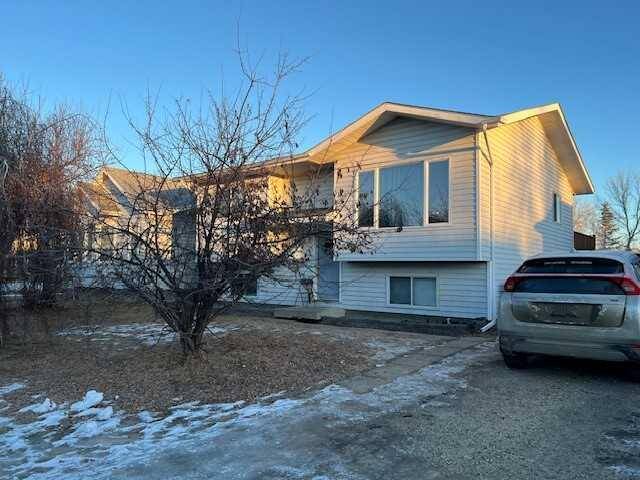 9356 66 Avenue Grande Prairie