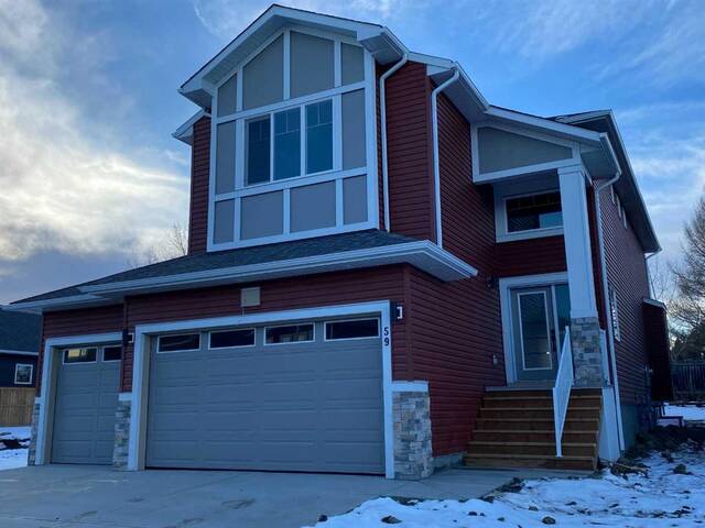 59 MACKENZIE Way W Carstairs