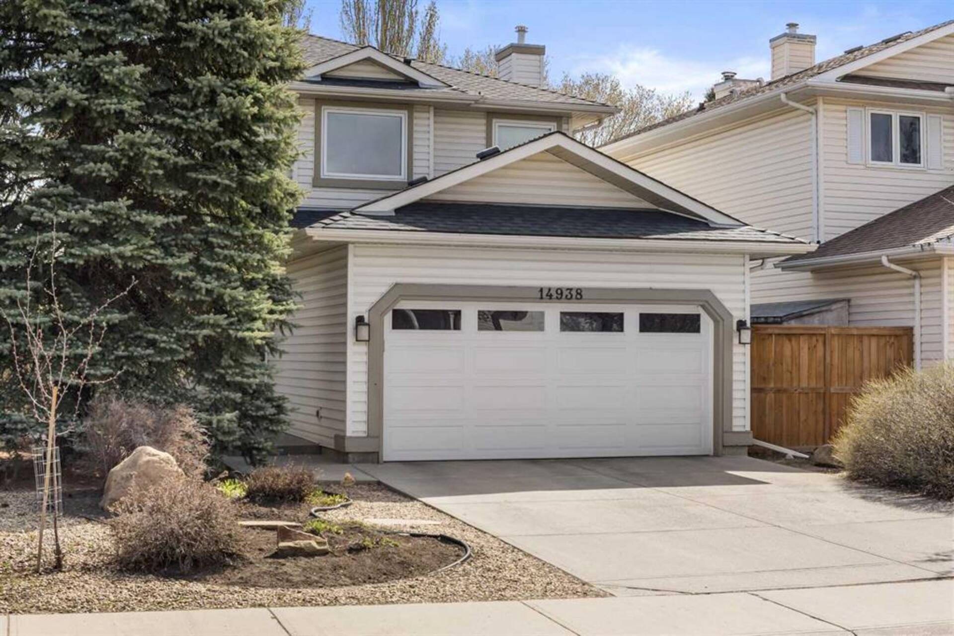 14938 Mt McKenzie Drive SE Calgary