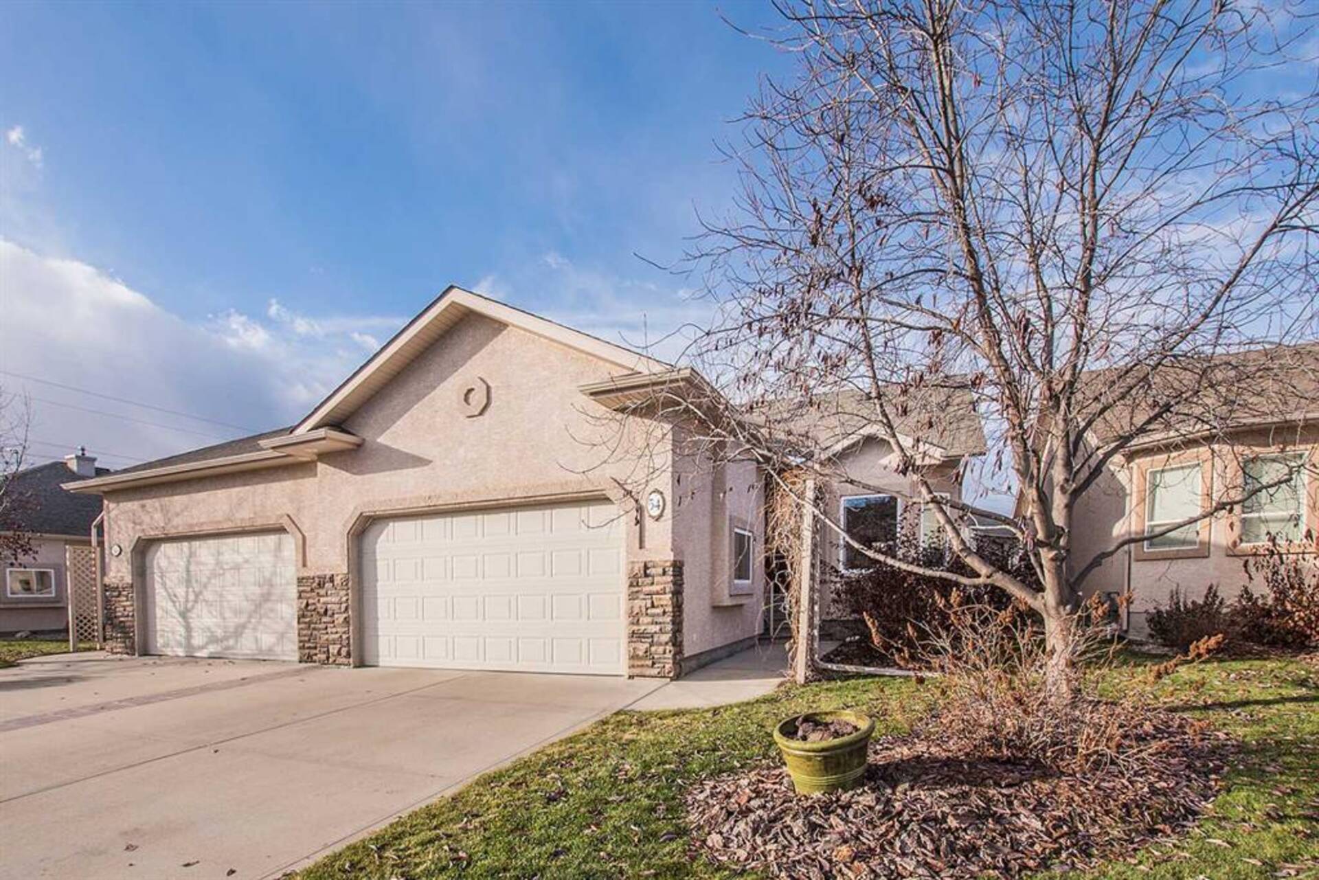 54, 173 Austin Drive Red Deer