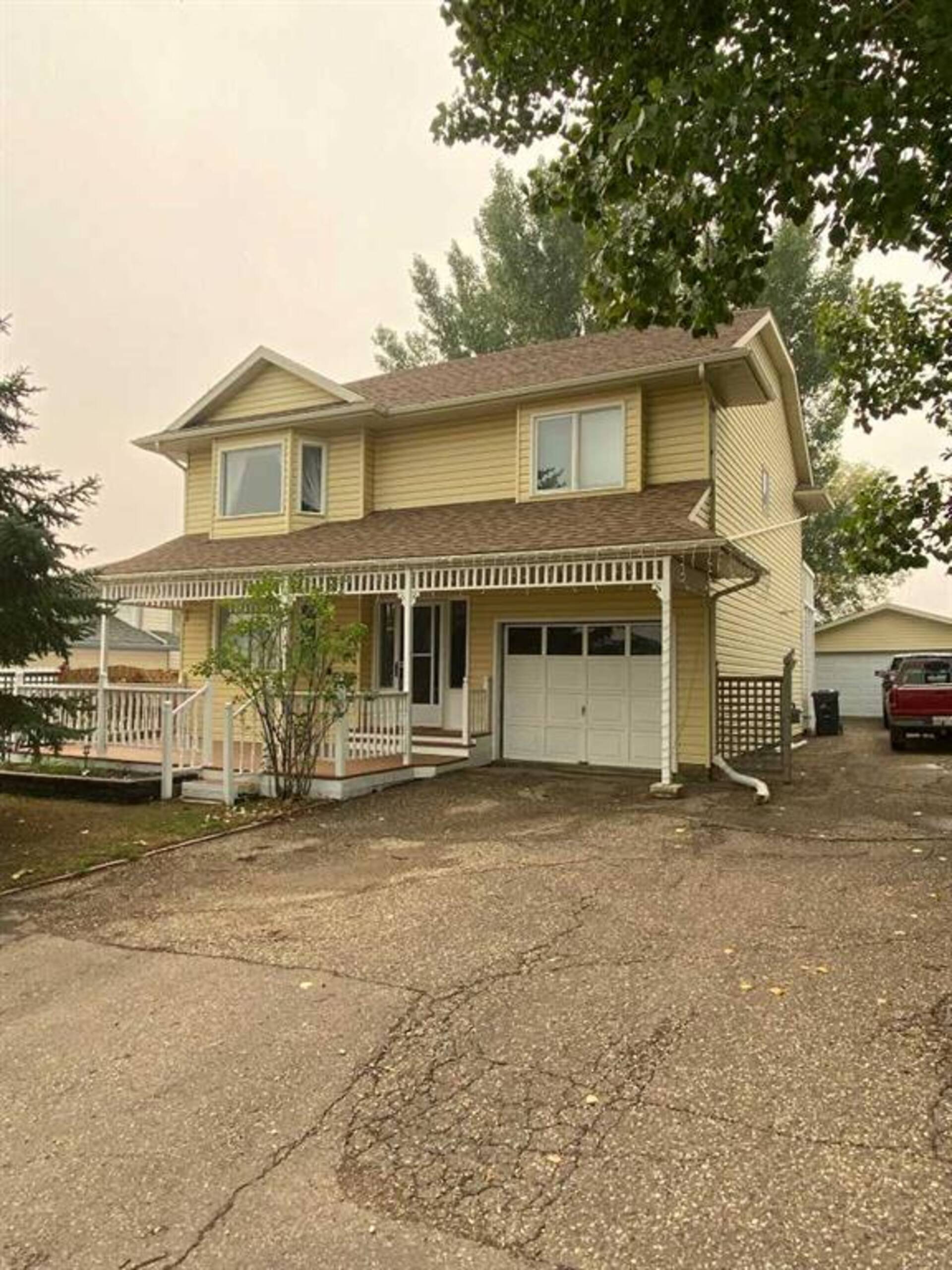 8237 102 Avenue Peace River