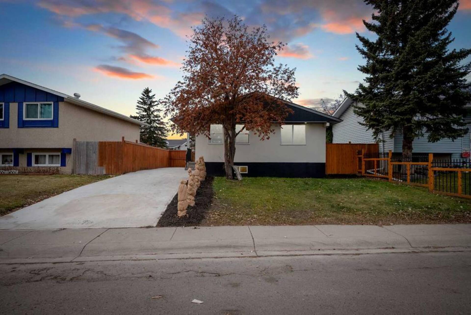 611 Penbrooke Road SE Calgary