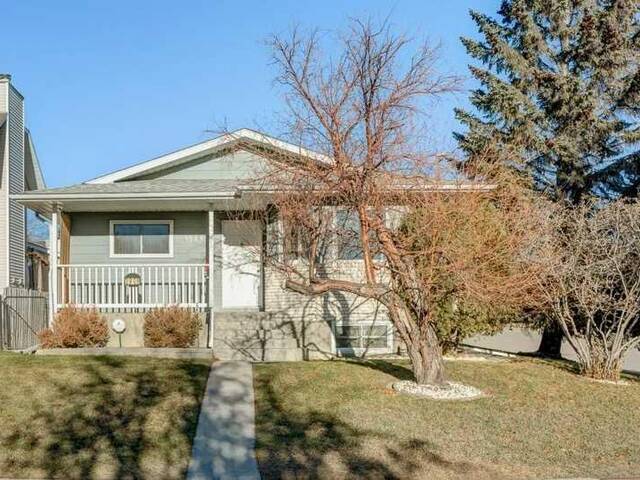 3908 14 Avenue NE Calgary