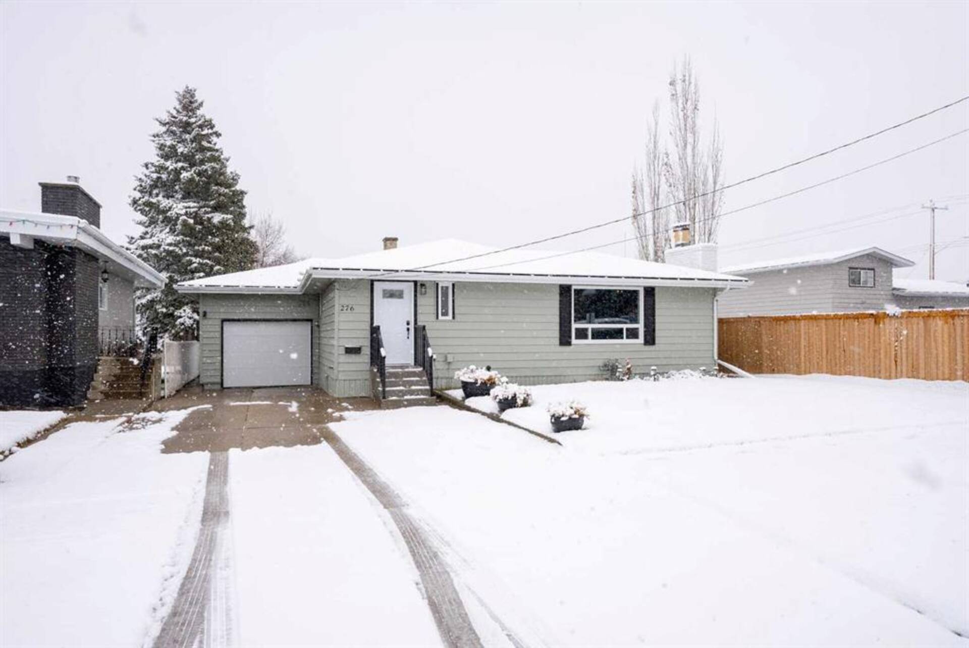 276 4 Street W Cardston