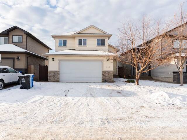 449 Walnut Crescent Fort McMurray