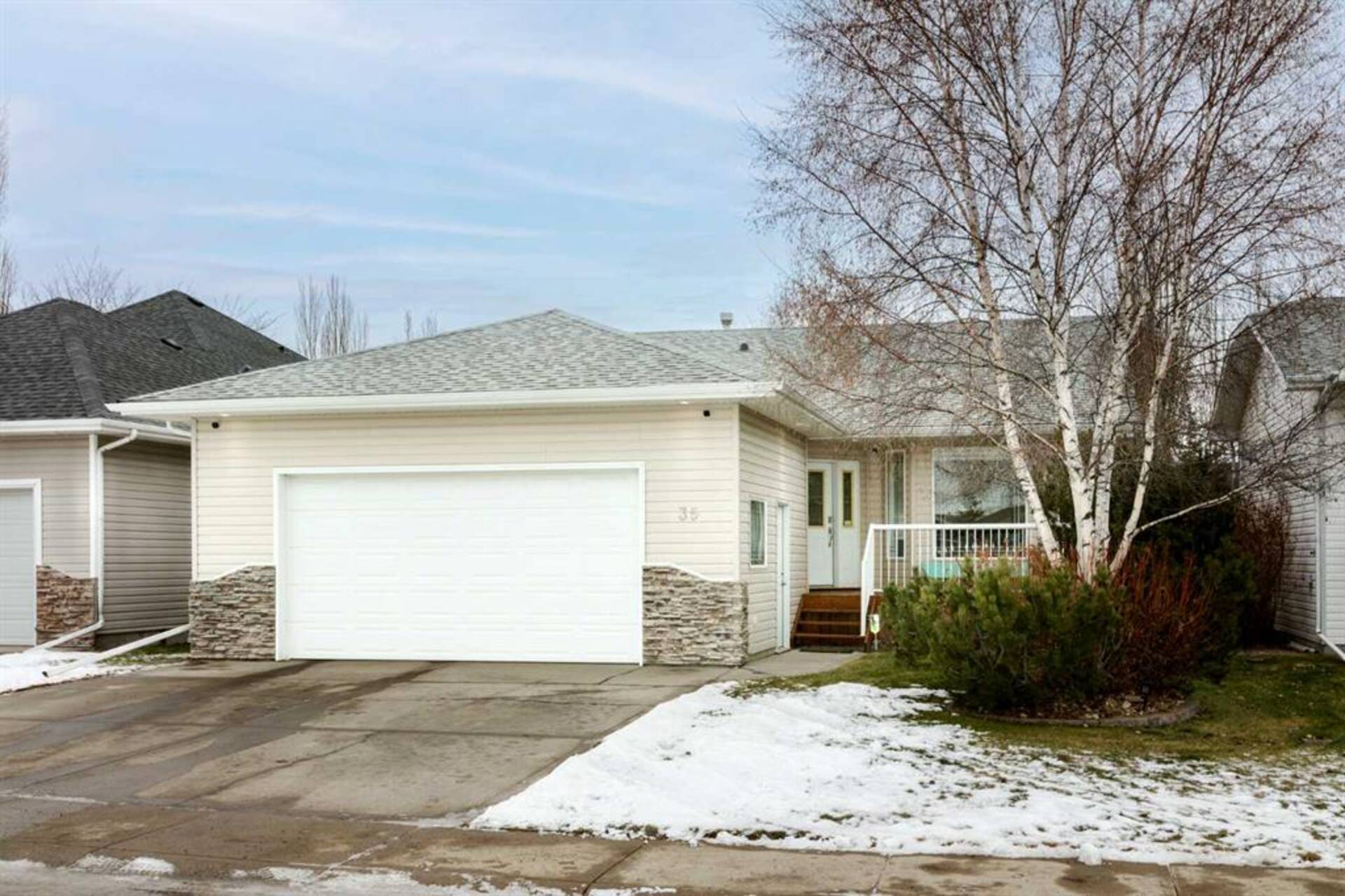 35 Lampard Crescent Red Deer