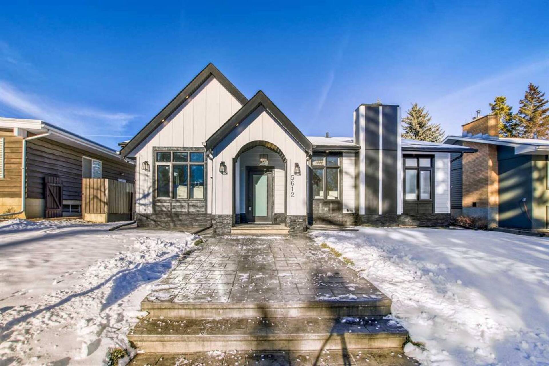 5612 Lodge Crescent SW Calgary