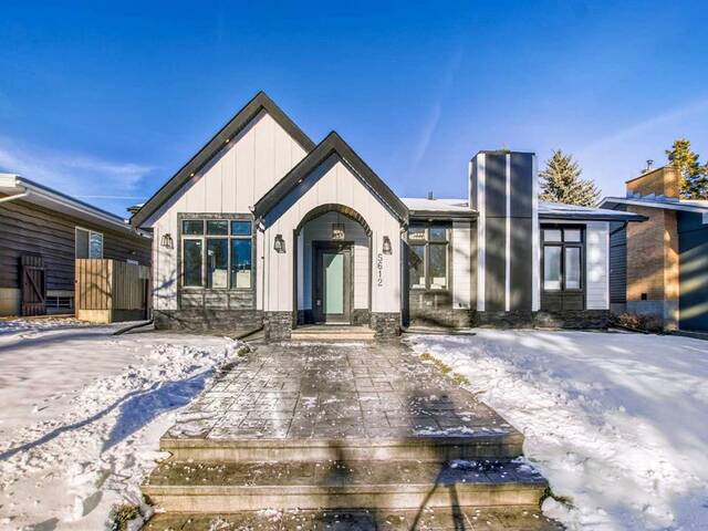 5612 Lodge Crescent SW Calgary