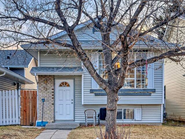 75 Martinwood Way NE Calgary