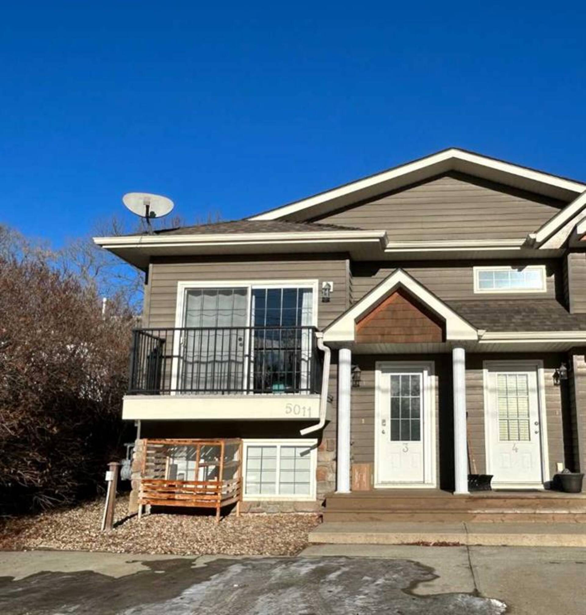 3, 5011 55 Avenue Ponoka