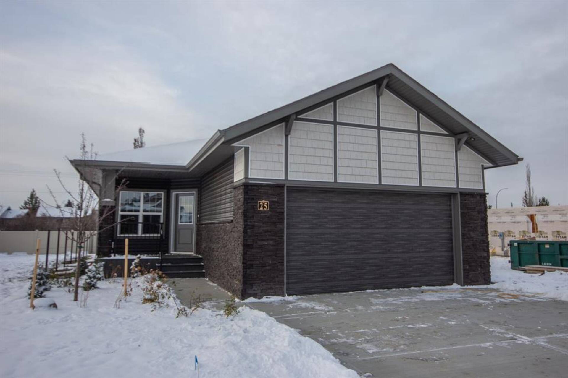 25 Terra Close Red Deer