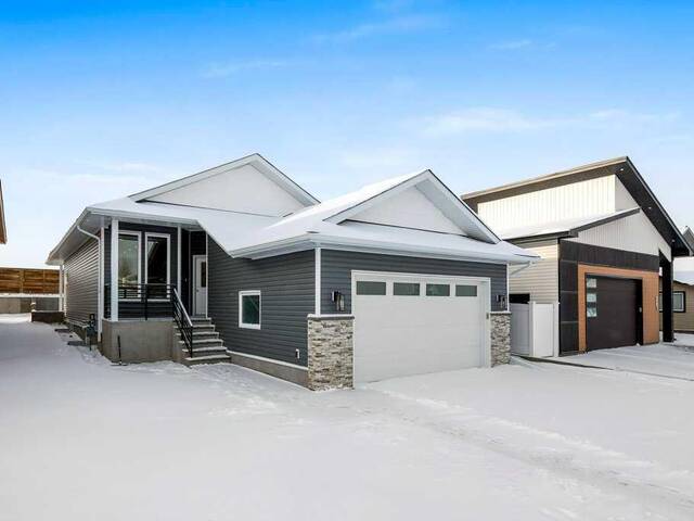 243 Stratton Road SE Medicine Hat