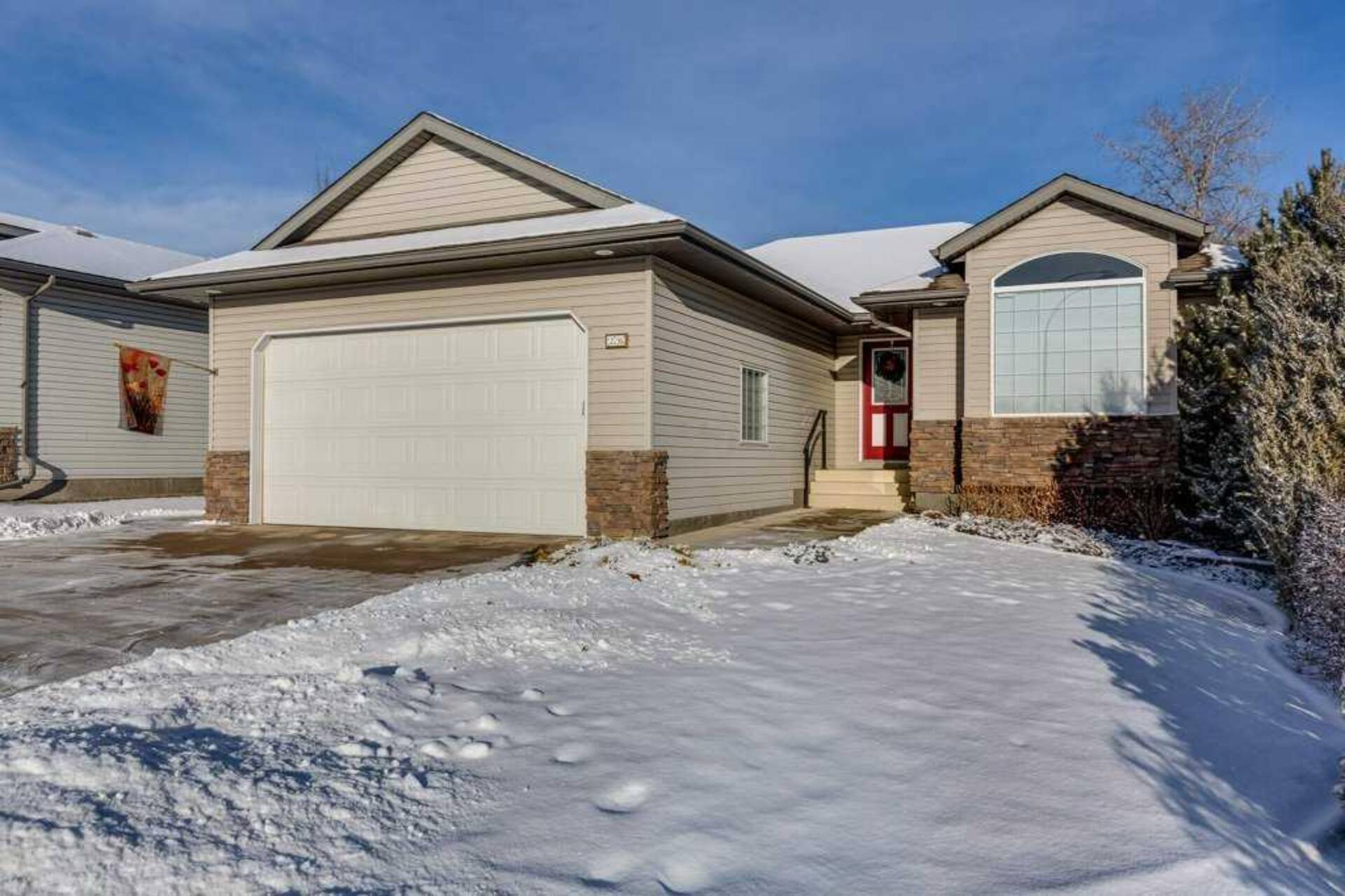 26 Aspen Heights Way Innisfail