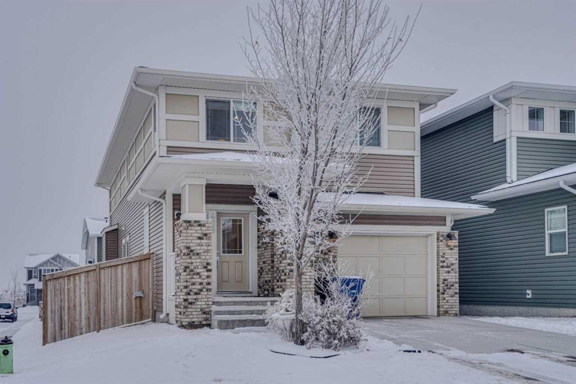 408 Bayview Way SW Airdrie