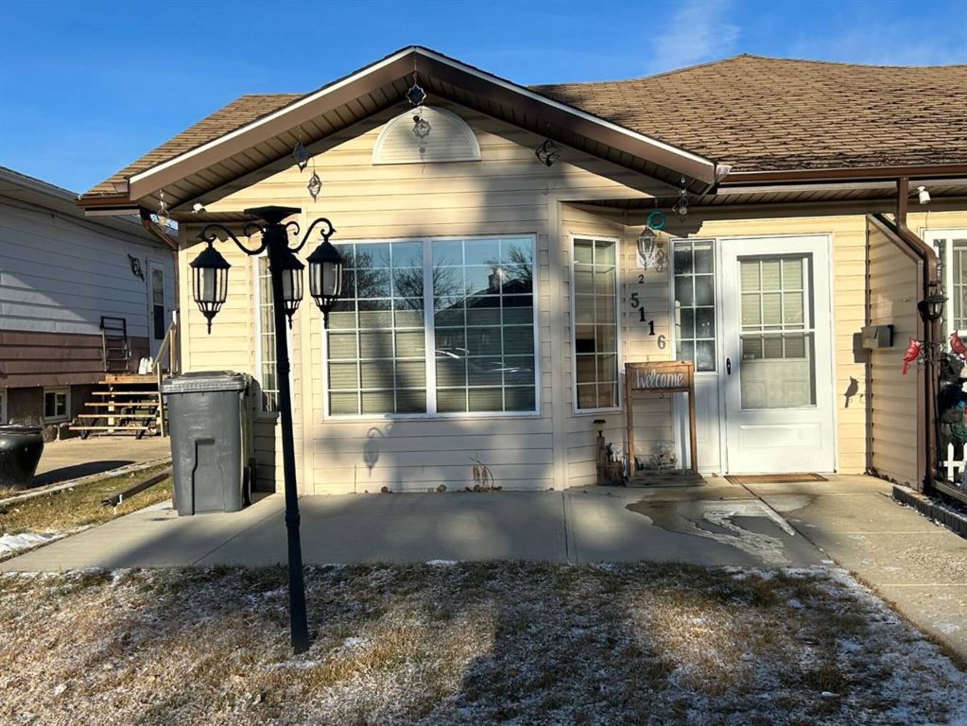 2, 5116 48 Avenue Ponoka