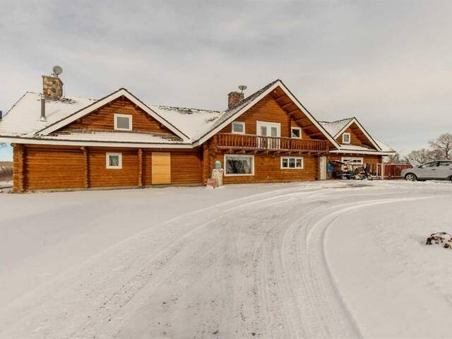 262072 TWP Road 91A Fort Macleod