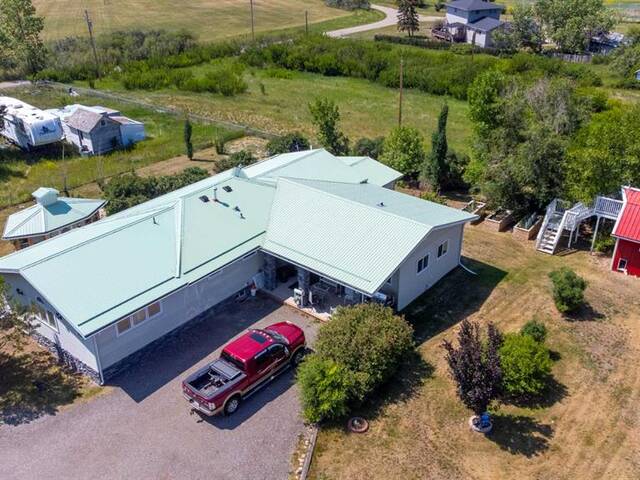 220048 Highway 842 Cluny