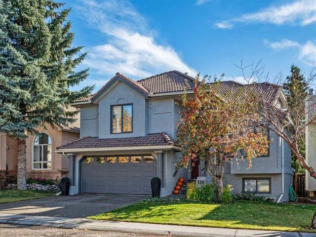 135 Strathdale Close SW Calgary