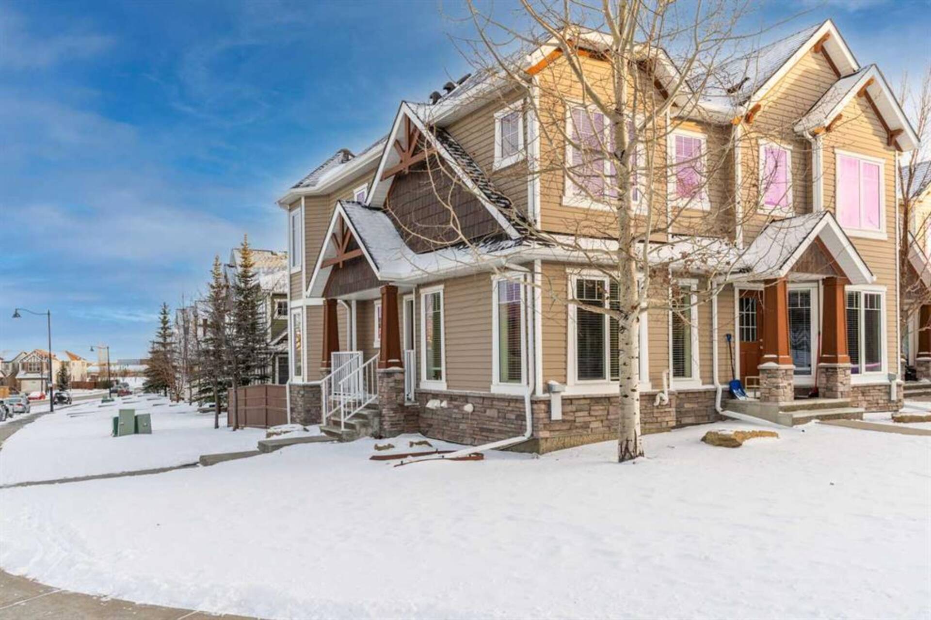 141 Aspen Hills Drive SW Calgary