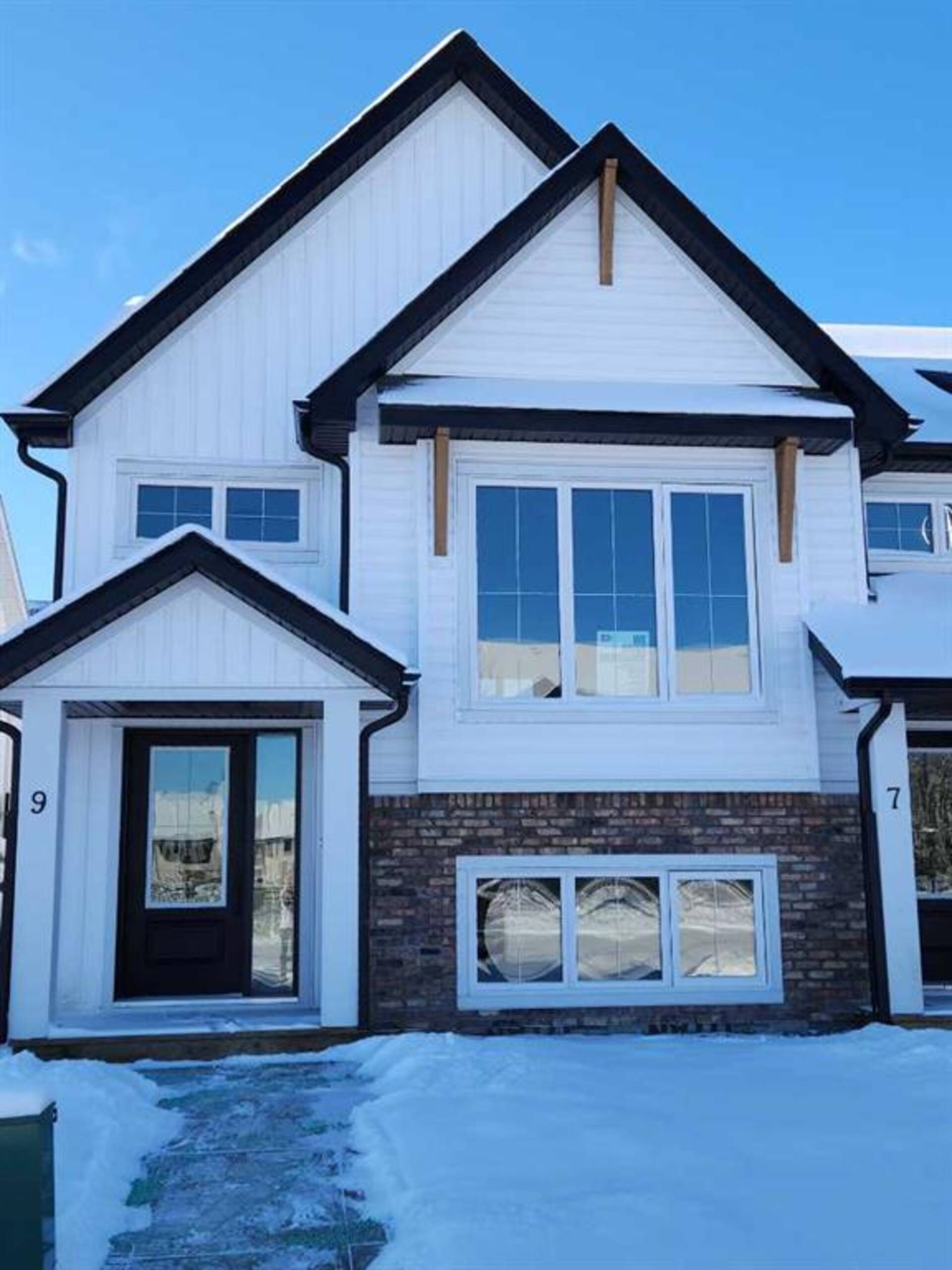 9 Station Drive Sylvan Lake