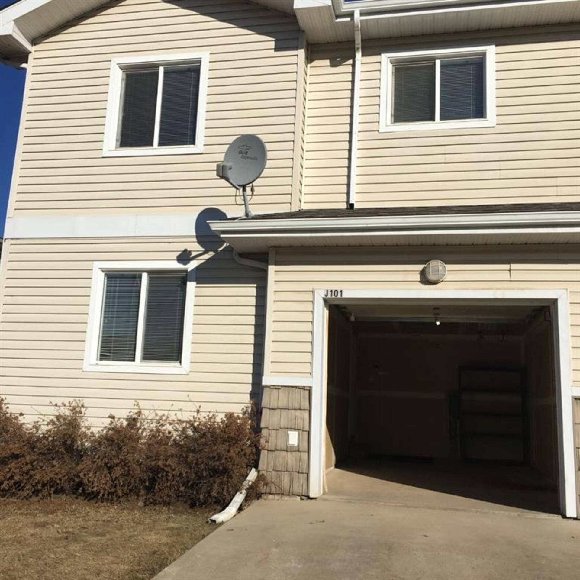 J101, 8640 103 Avenue Grande Prairie