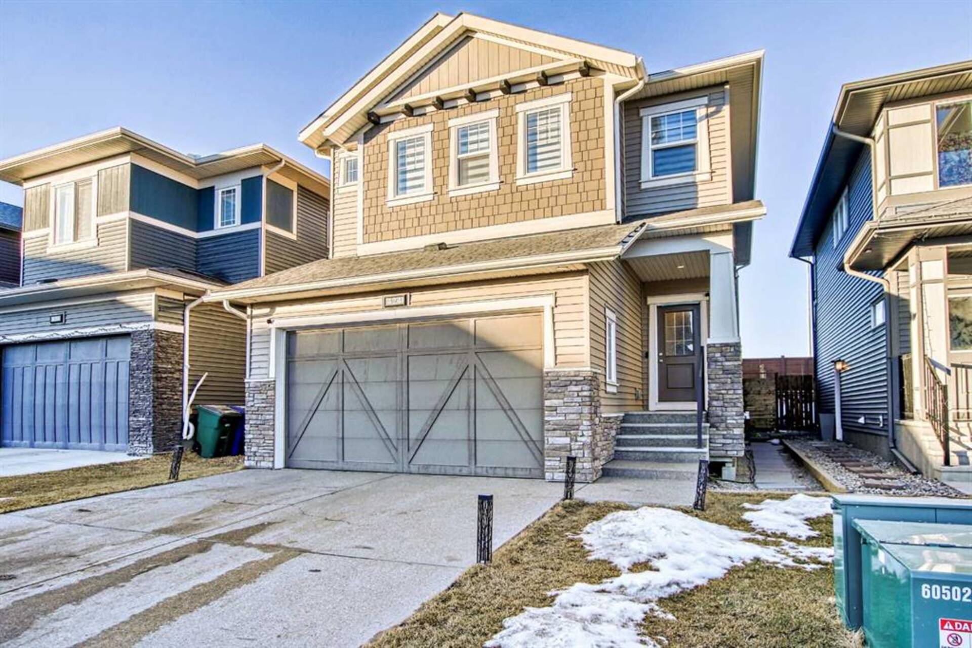 424 Chinook Gate Square SW Airdrie