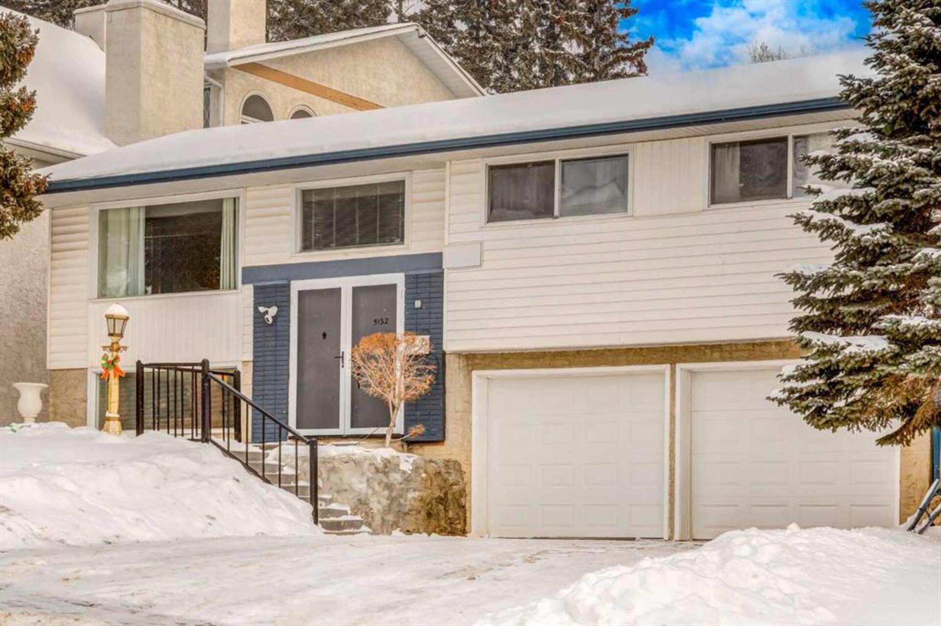 5132 33 Street NW Calgary