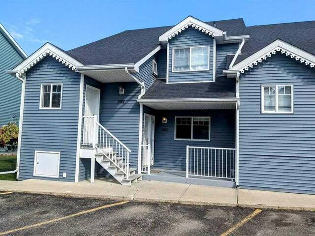 2102, 5220 50A Avenue Sylvan Lake