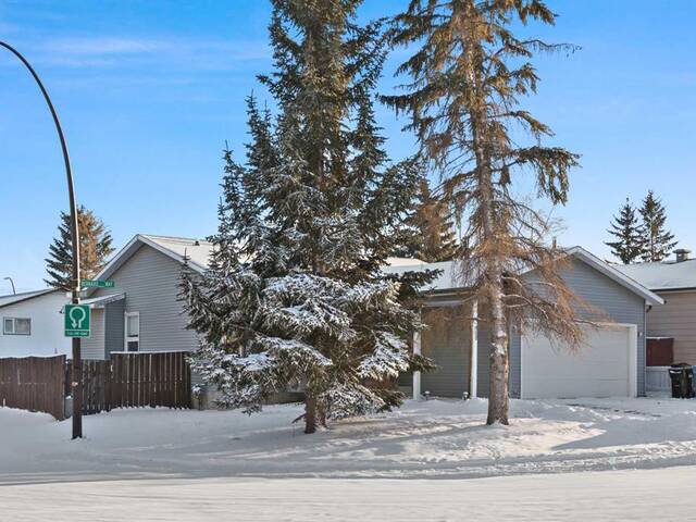 28 Bernard Way NW Calgary