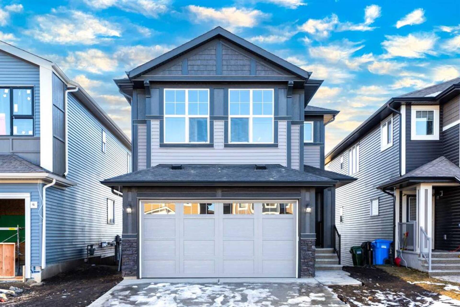 155 Lucas Heights NW Calgary