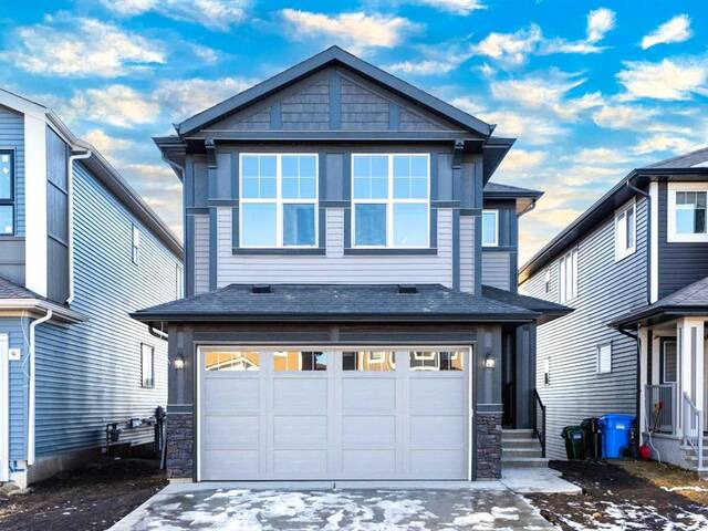 155 Lucas Heights NW Calgary