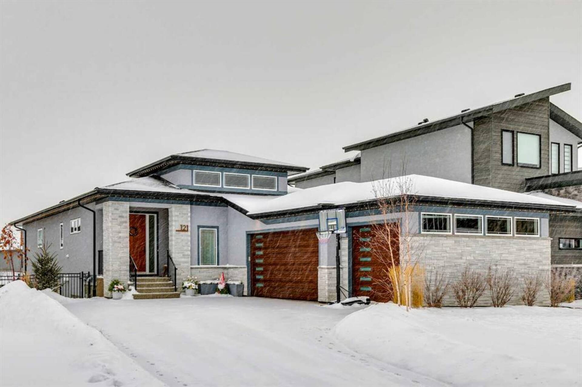 121 Cranbrook Heights SE Calgary