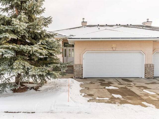 32 Eagleview Heights Cochrane