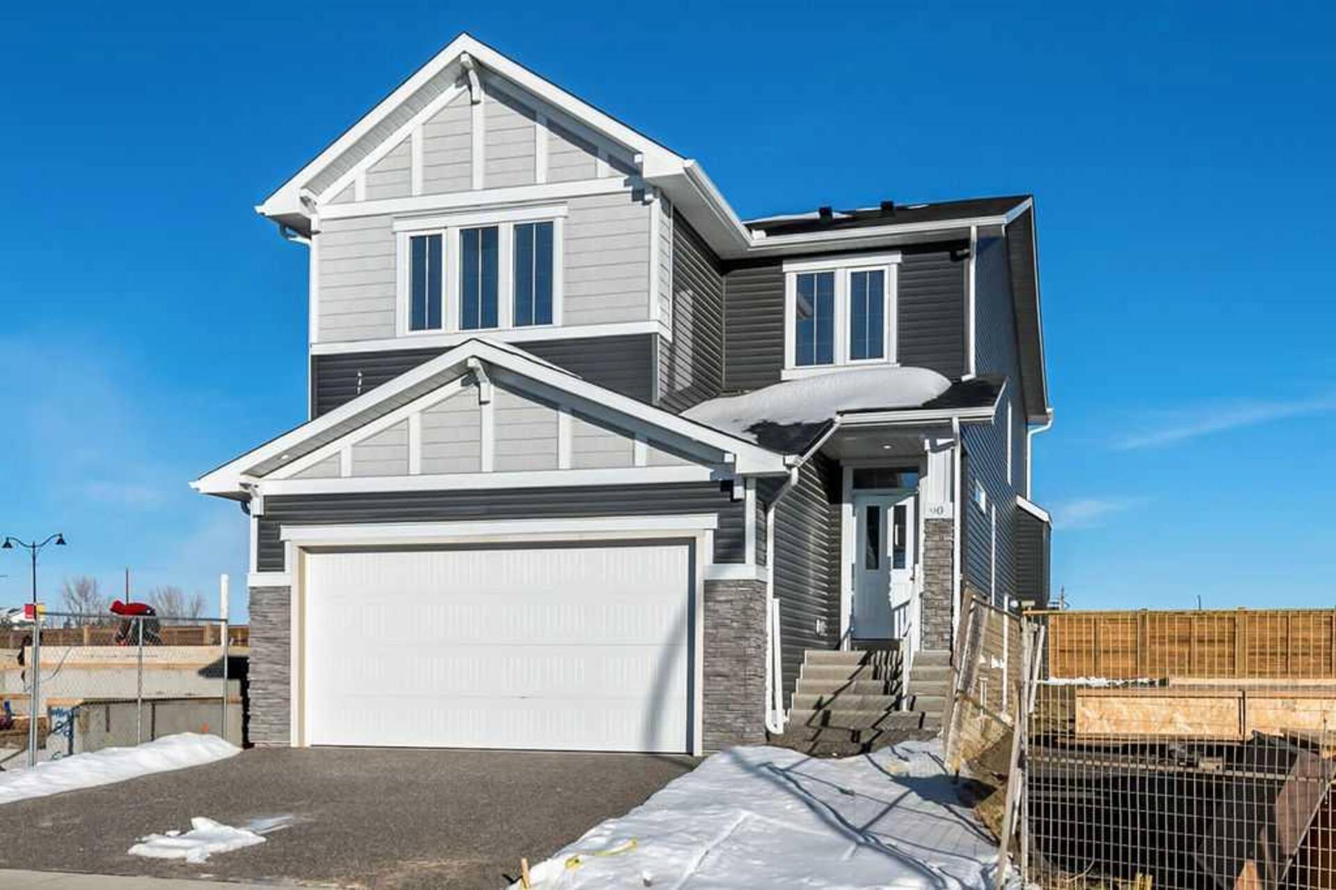 90 Hotchkiss Manor SE Calgary