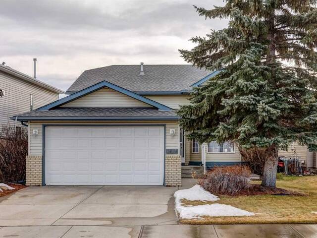 1615 Woodside Boulevard NW Airdrie