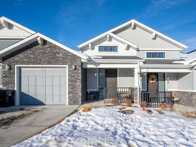 12562 Crestmont Boulevard SW Calgary