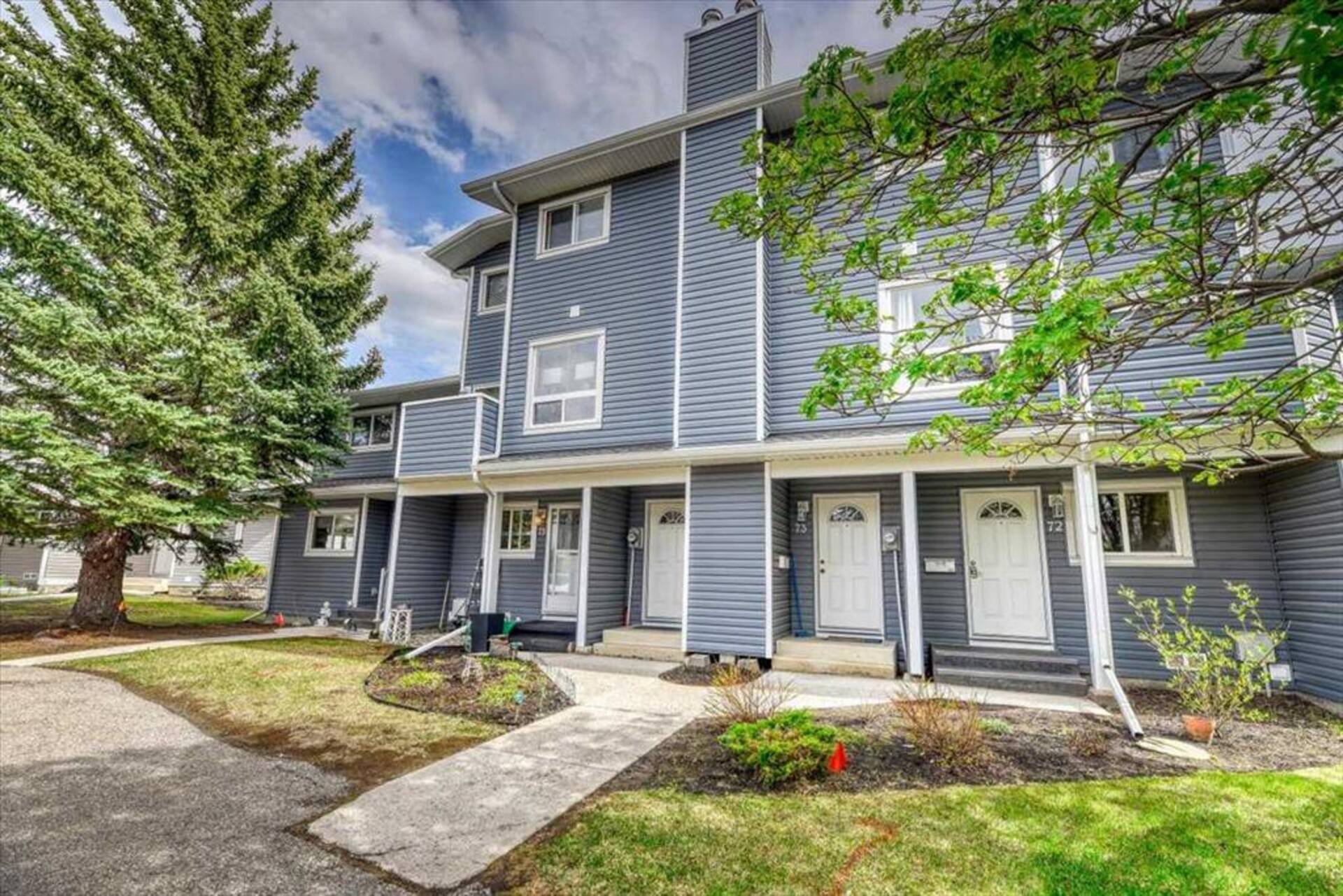 75, 200 Shawnessy Drive SW Calgary