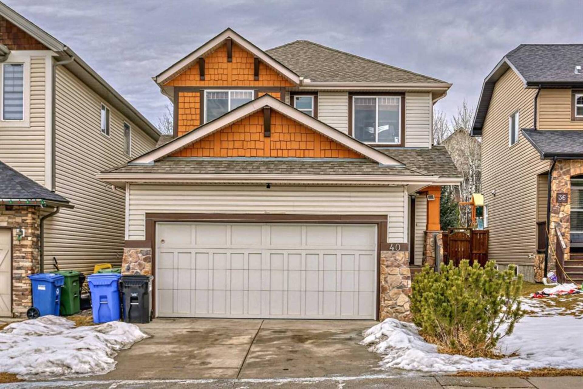 40 Cortina Way SW Calgary