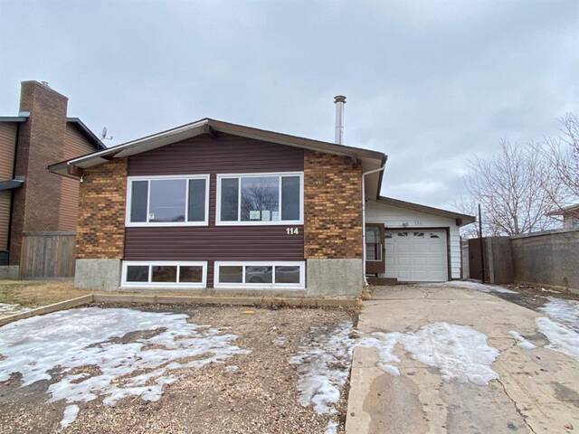 114 Highland Close Fort McMurray