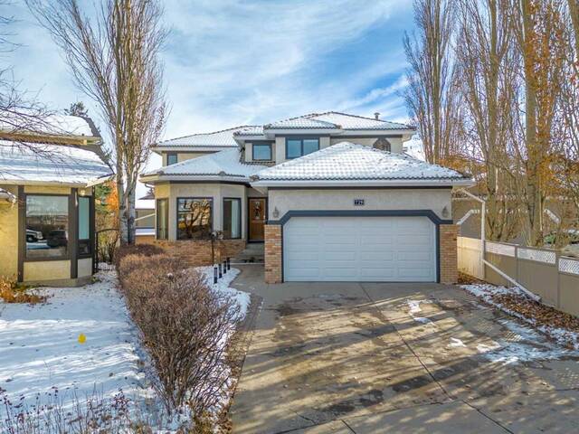 729 Woodbriar Place SW Calgary