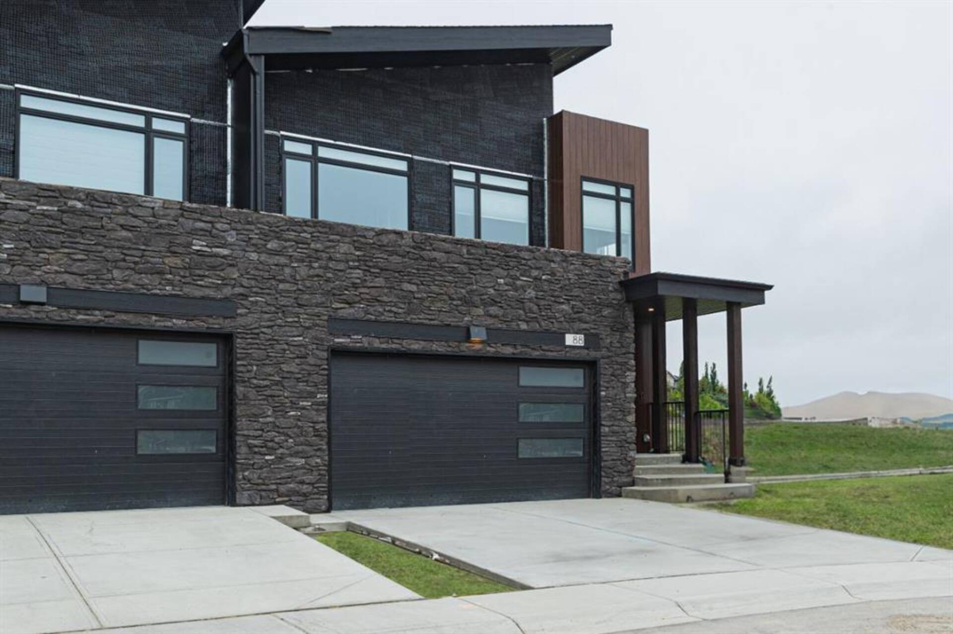 104 Royal Elm Green NW Calgary