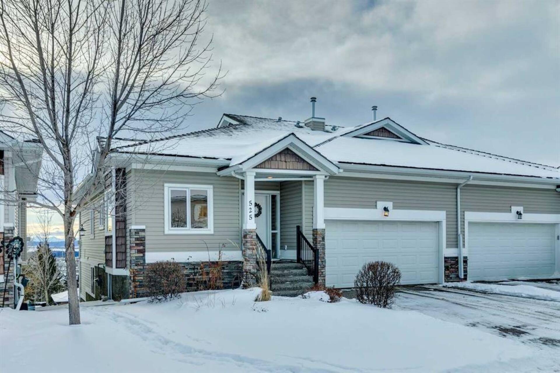 525 Rocky Vista Gardens NW Calgary